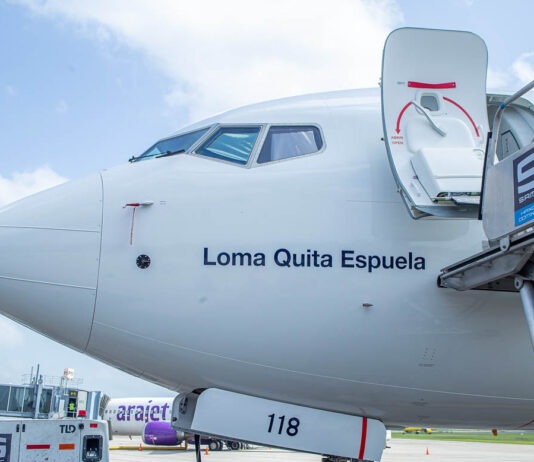 «Loma Quita Espuela»: un nuevo vuelo de Arajet que celebra el alma verde de República Dominicana