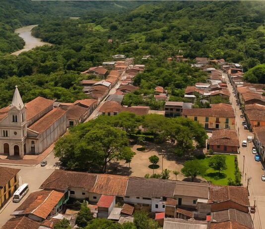 Gualivá: entre aguas tensas y caminos de resistencia, el turismo como salvavidas comunitario
