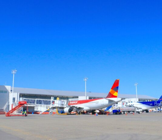 Gobierno prioriza aeródromos sociales y aeropuertos turísticos para transformar la conectividad aérea