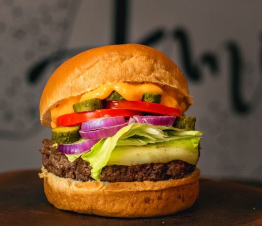 ¡La Revolución de la Hamburguesa Llega a Colombia: Burger Fest 2025 Promete Sabor, Creatividad y Premios Increíbles!