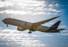 LATAM Airlines Colombia y Alquería elevan la experiencia de volar con el sabor auténtico de Vitad