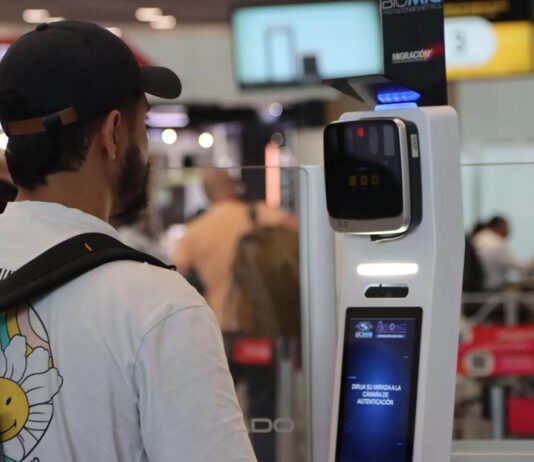 Viajar sin filas: Biomig, la tecnología que transforma la experiencia migratoria en Colombia