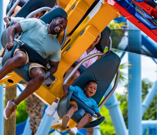Busch Gardens Tampa Bay convierte el verano en una aventura inolvidable entre drones montañas rusas y vida salvaje