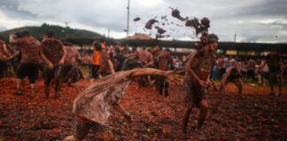 La Gran Tomatina Colombiana convierte a Sutamarchán en el estadio rojo de la fiesta mundial