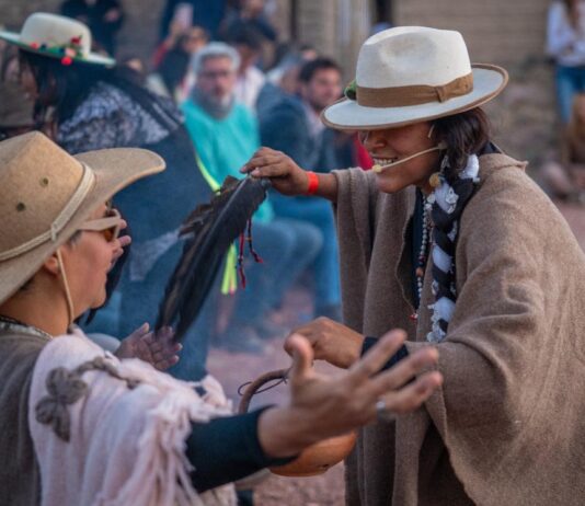 En Jujuy, Argentina, Casa Mocha revive la tradición ancestral del Inti Raymi en el corazón de la Quebrada de Humahuaca