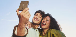 Motorola razr: los nuevos aliados inteligentes para viajar mejor