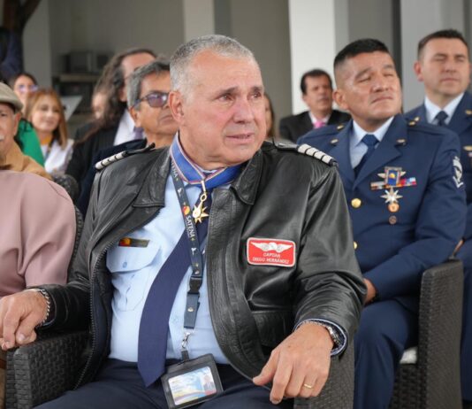 El último vuelo del piloto que durante 32 años llevó a SATENA donde nadie más llegaba