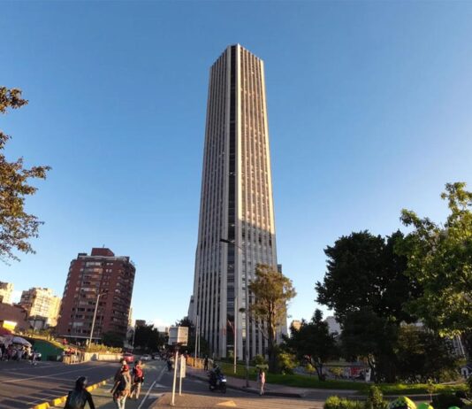 La Torre Colpatria redefine el turismo urbano de Bogotá y se convierte en el nuevo mirador donde Colombia descubre otra forma de contemplar su capital